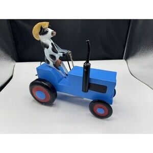 Plow & Hearth Medal Tractor Cow NLA NEW with tags Farm Animal Medal yard Art